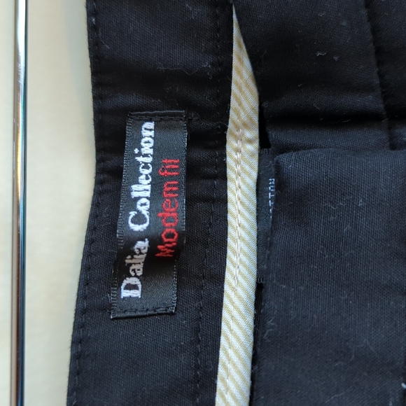 Dalia Collection black modern fit capris size 2 - Picture 3 of 5